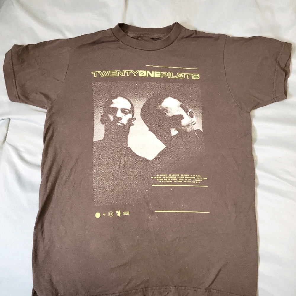 Twenty One Pilots t-shirt